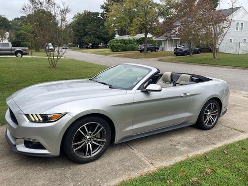 2017 Ford Mustang EcoBoost Premium