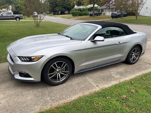 2017 Ford Mustang EcoBoost Premium