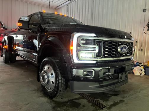 2024 Ford F-450 Platinum