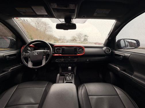 2016 Toyota Tacoma TRD Sport
