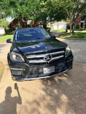 Gray 2016 Mercedes-Benz GL-Class GL 550 4MATIC