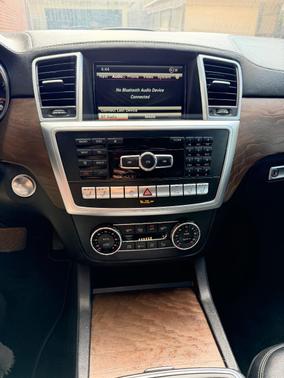 Gray 2016 Mercedes-Benz GL-Class GL 550 4MATIC