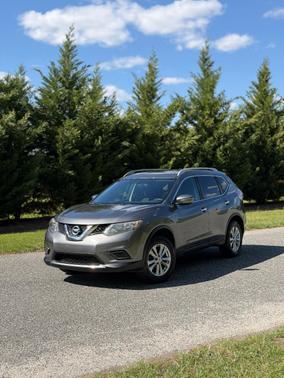 Gray 2016 Nissan Rogue SV