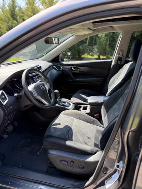Gray 2016 Nissan Rogue SV