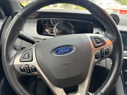 White 2016 Ford Taurus SHO