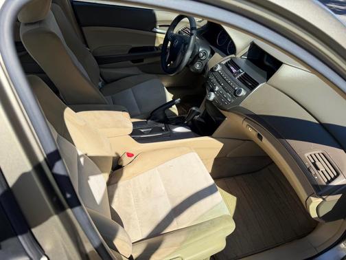 Gold 2008 Honda Accord LX-P