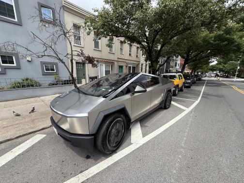 2024 Tesla Cybertruck AWD
