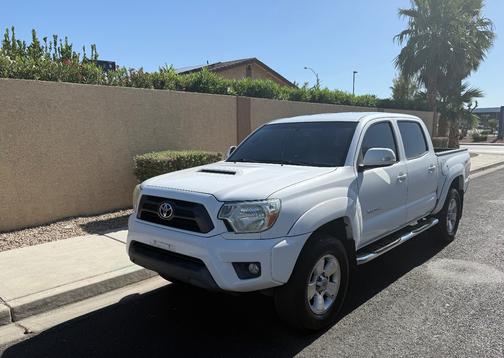 White 2013 Toyota Tacoma PreRunner