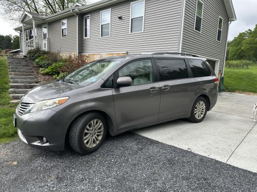 2014 Toyota Sienna XLE