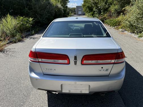 2012 Lincoln MKZ Base
