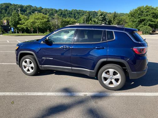 Blue 2019 Jeep Compass Latitude