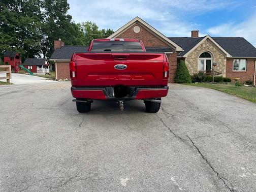 Photo 5 of 12 of 2020 Ford F-150 Lariat