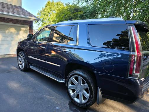 Blue 2017 Cadillac Escalade Luxury
