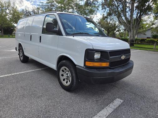 2010 Chevrolet Express 1500 Base