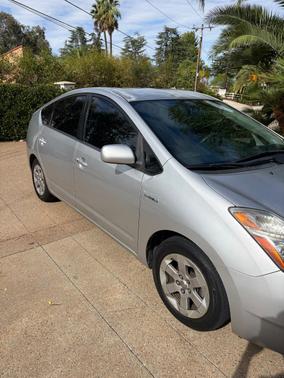 Silver 2009 Toyota Prius Standard