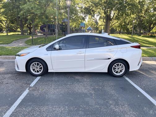 2019 Toyota Prius Prime Advanced