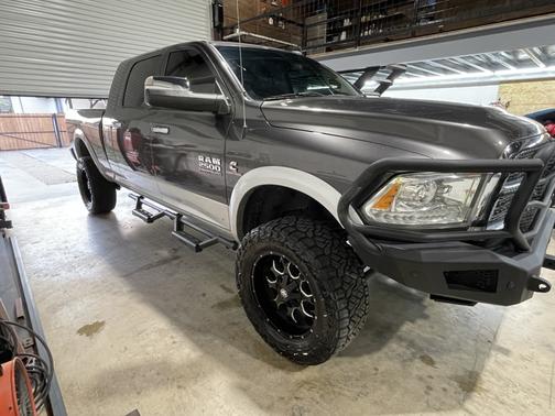 2014 RAM 2500 Laramie