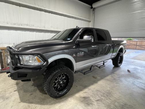 2014 RAM 2500 Laramie