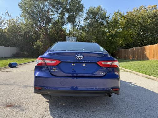Blue 2018 Toyota Camry LE
