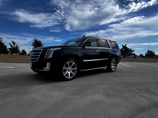 2015 Cadillac Escalade Luxury