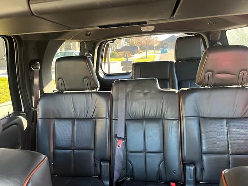 2007 Lincoln Navigator Base