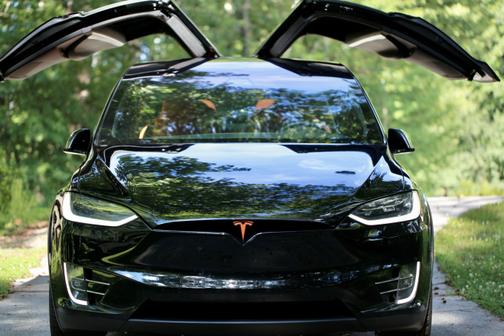 2017 Tesla Model X 75D