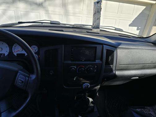 2004 Dodge Ram 2500 Laramie Quad Cab