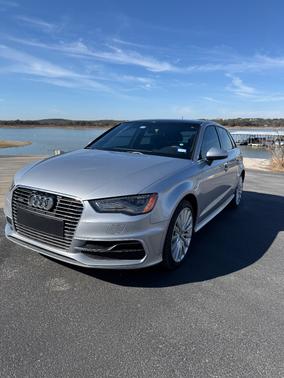 2016 Audi A3 e-tron 1.4T Premium