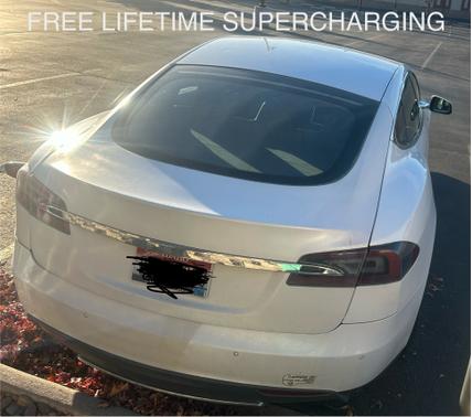 2016 Tesla Model S 90D