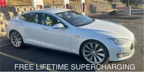 2016 Tesla Model S 90D