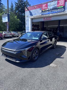 Black 2025 Kia K4 LXS
