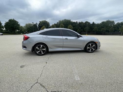 2016 Honda Civic Touring