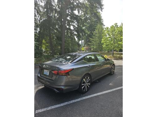 2020 Nissan Altima 2.5 SR