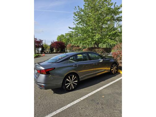 2020 Nissan Altima 2.5 SR