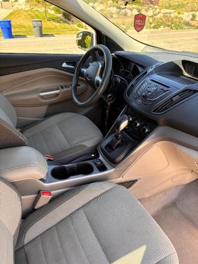White 2015 Ford Escape SE
