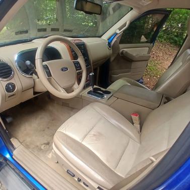 Blue 2010 Ford Explorer Eddie Bauer
