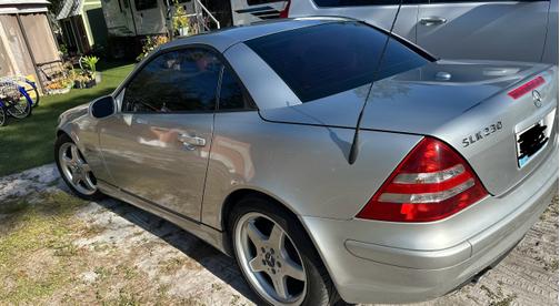2004 Mercedes-Benz SLK-Class SLK230 Kompressor
