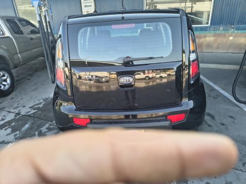 Black 2011 Kia Soul Base