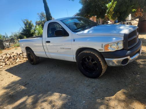 2005 Dodge Ram 2500 ST