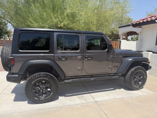 2020 Jeep Wrangler Unlimited Sport