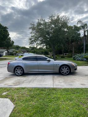 Gray 2017 Maserati Quattroporte S GranLusso