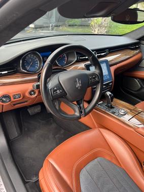 Gray 2017 Maserati Quattroporte S GranLusso