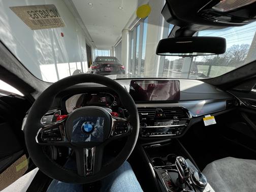 2022 BMW M5 CS