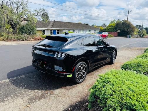2022 Ford Mustang Mach-E GT