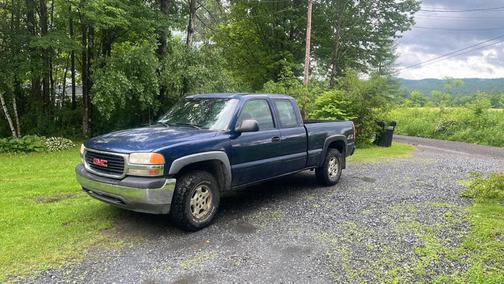 Blue 2000 GMC Sierra 1500 SL Extended Cab