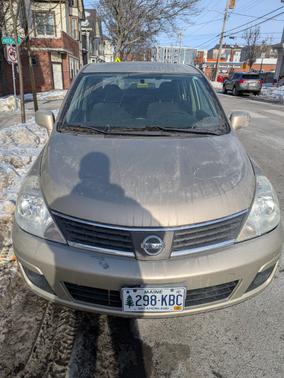 2009 Nissan Versa 1.8 S