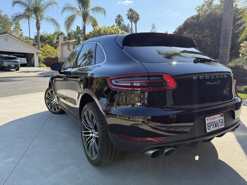 2016 Porsche Macan S