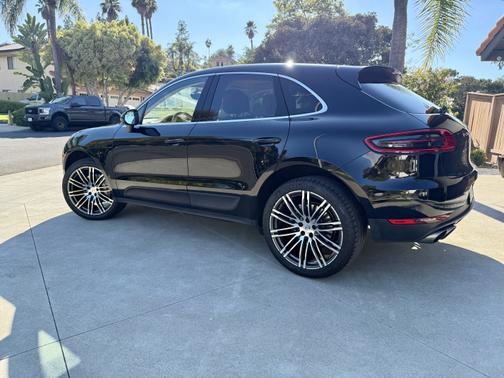 2016 Porsche Macan S