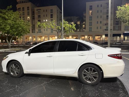 2015 Toyota Camry SE