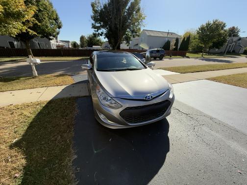 2012 Hyundai SONATA Hybrid Base